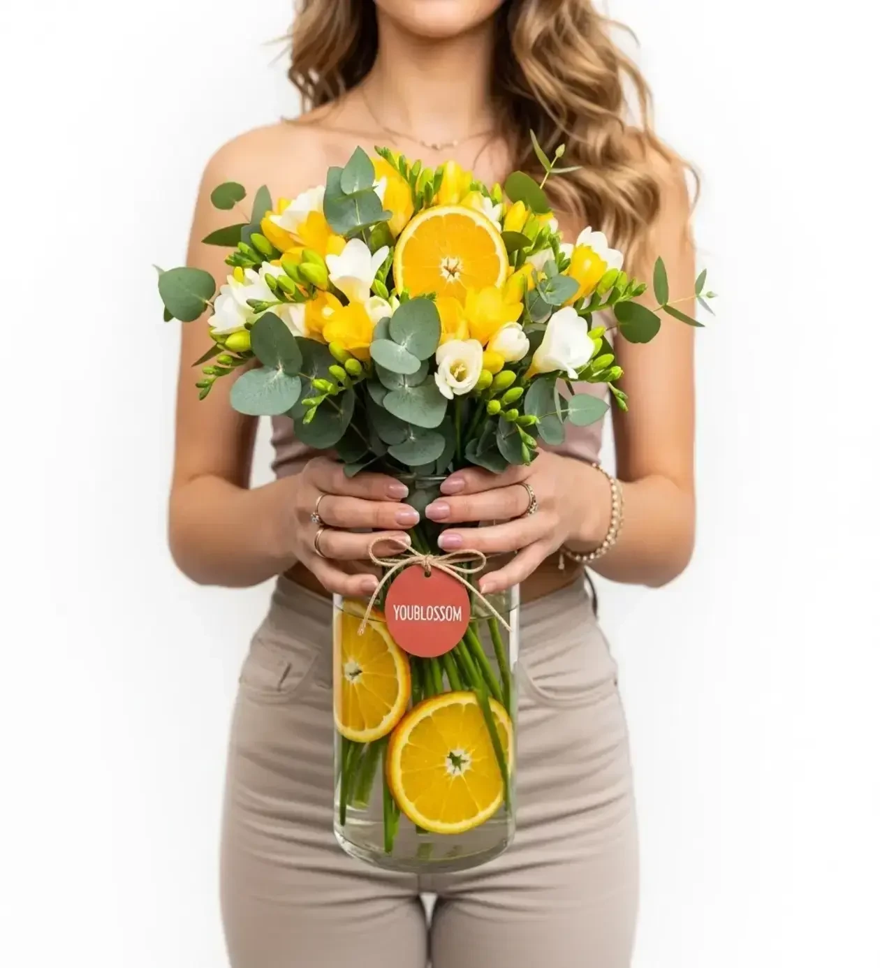 Citrus Harmony Portakal Dilimli Vazoda Renkli Frezya Çiçeği