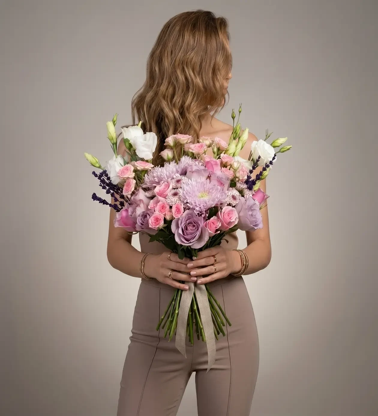 Lilac Whisper: Premium Lila Gül ve Lisianthus