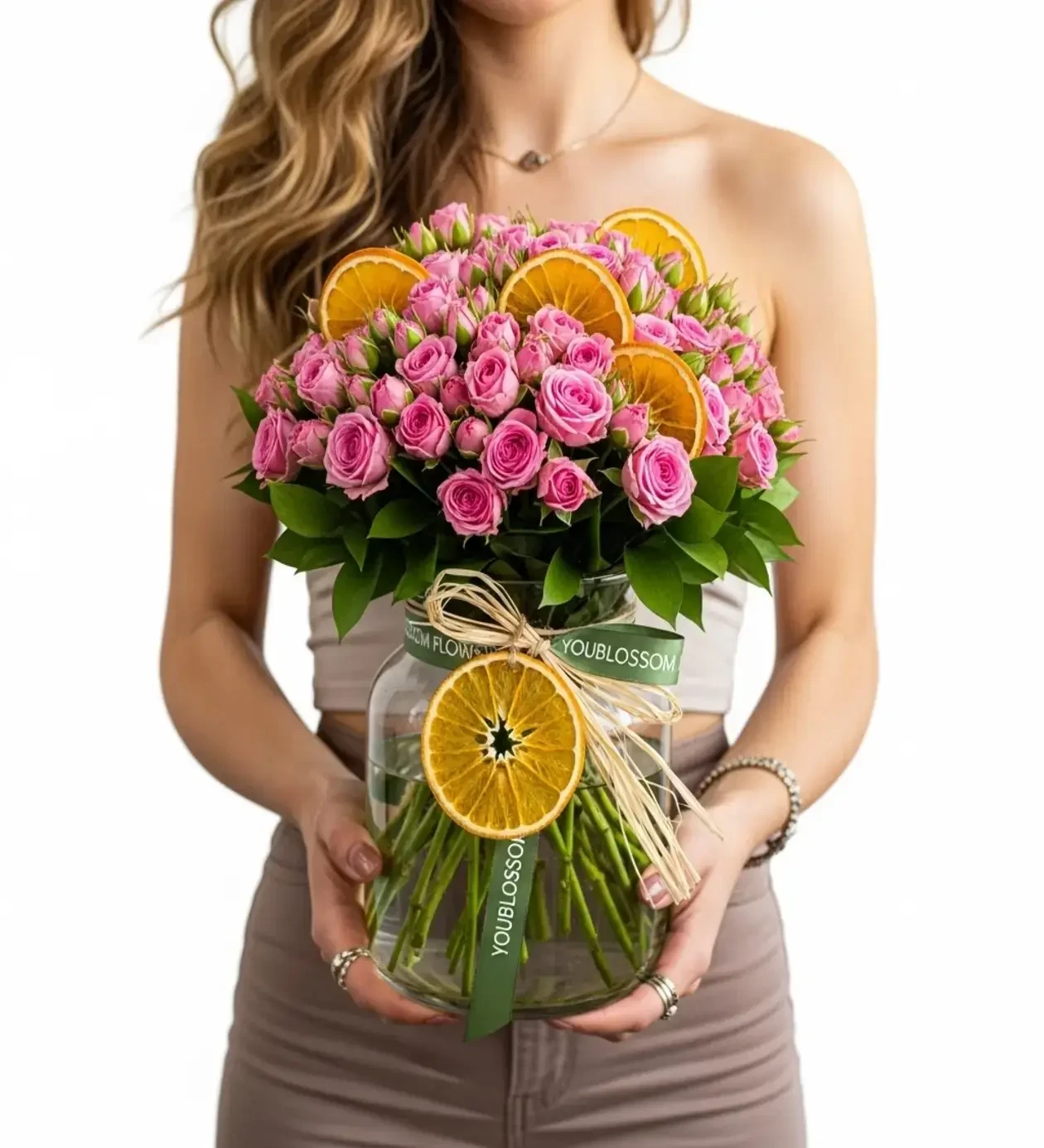 Sweet Citrus Breeze: Vazoda Pembe Çardak Gül