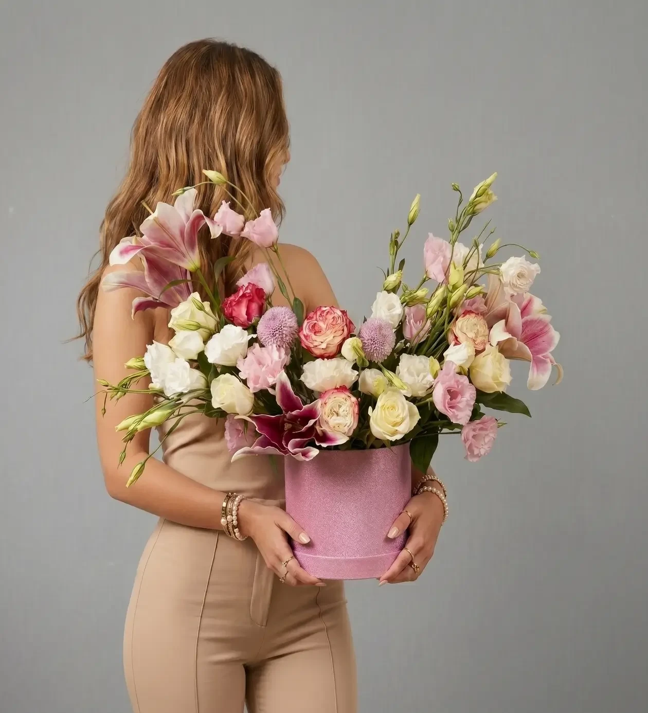 Pastel Harmony: Premium Pembe Lilyum ve Anastasia Aranjmanı