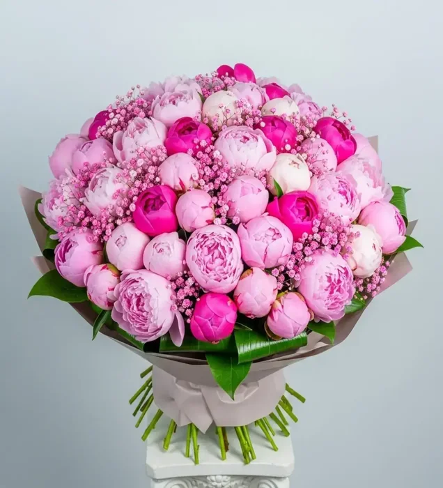 Romantik Zarafetin Simgesi Pembe Şakayık Premium Buket