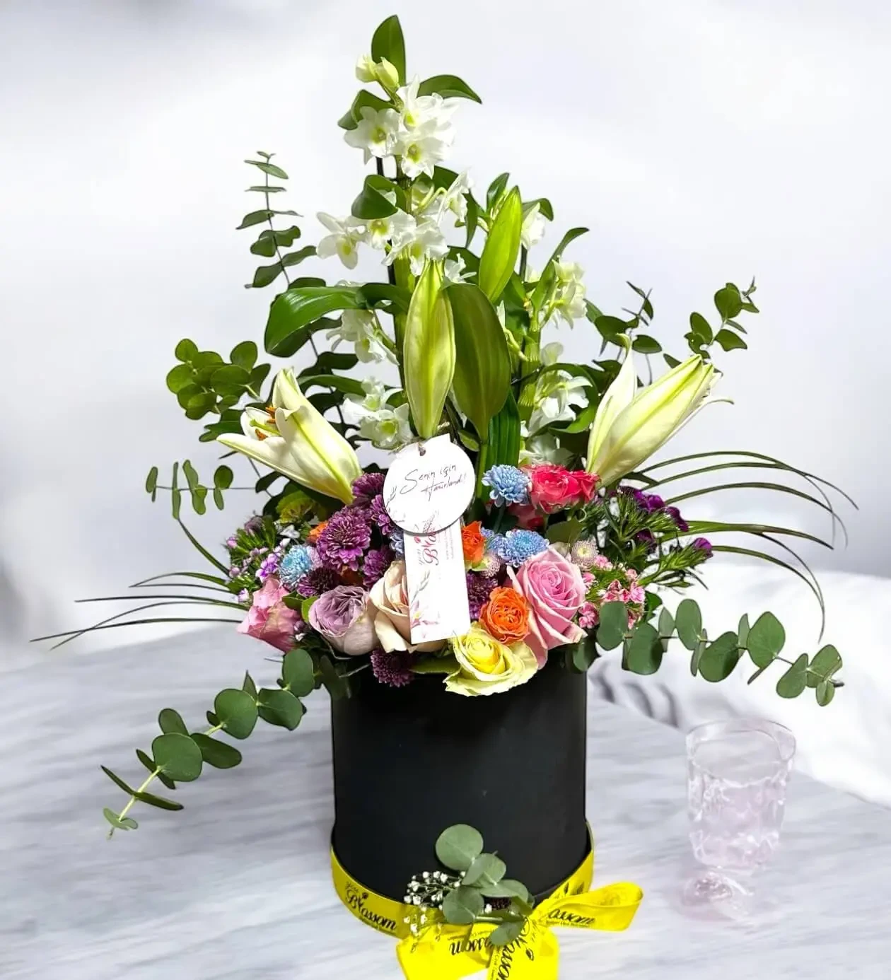 Dendrobium Nobile Zarif Çiçek Aranjmanı