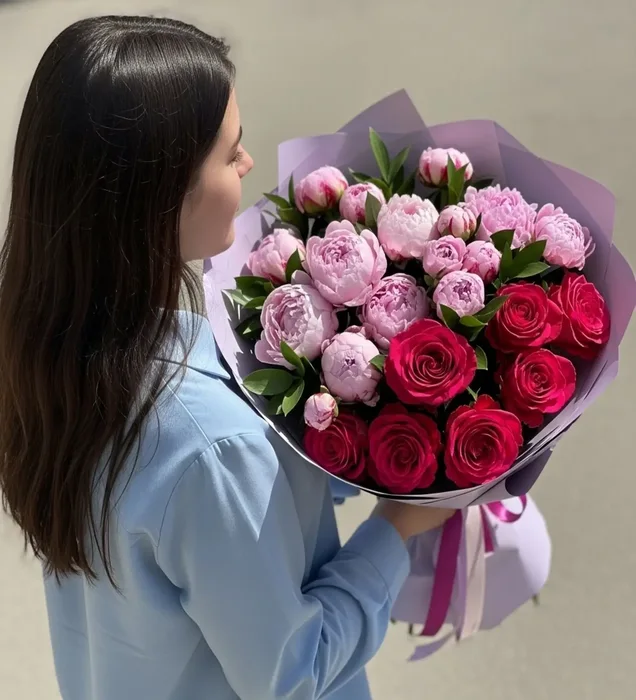 Premium Şakayık ve Gül Buketi